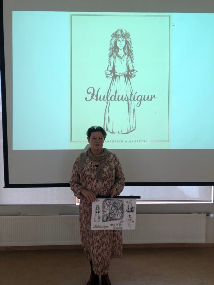 Huldustígur í Lystigarðinum á Akureyri