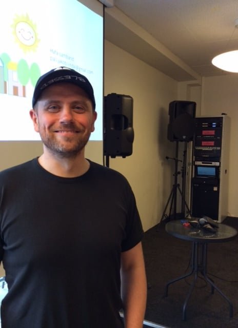 Á myndinni er fyrirlesarinn, dr. Páll Jakob Líndal umhverfissálfræðingur.